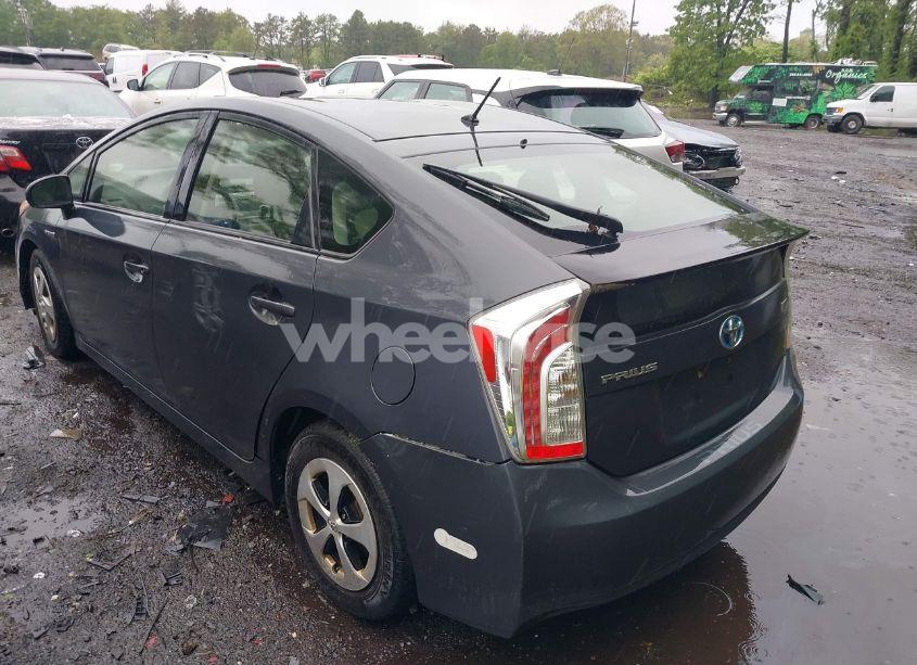 Photo 6 of 2014 Toyota Prius FIVE/FOUR/THREE/TWO (VIN JTDKN3DU2E0376375)