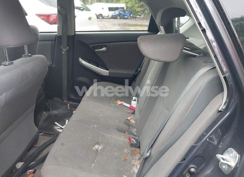 Photo 8 of 2014 Toyota Prius FIVE/FOUR/THREE/TWO (VIN JTDKN3DU2E0376375)