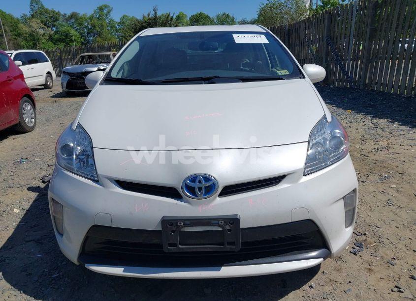 Photo 12 of 2014 Toyota Prius FOUR (VIN JTDKN3DU2E0390342)