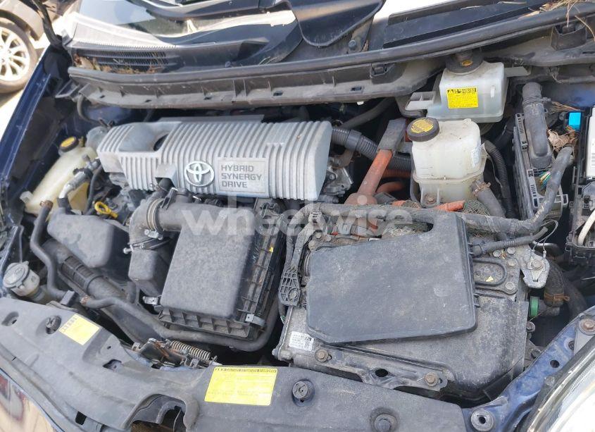 Photo 10 of 2014 Toyota Prius TWO (VIN JTDKN3DU2E1771831)