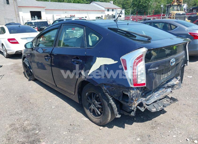 Photo 15 of 2014 Toyota Prius TWO (VIN JTDKN3DU2E1771831)