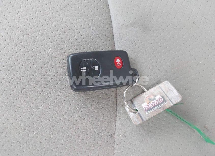 Photo 11 of 2014 Toyota Prius (VIN JTDKN3DU2E1772509)