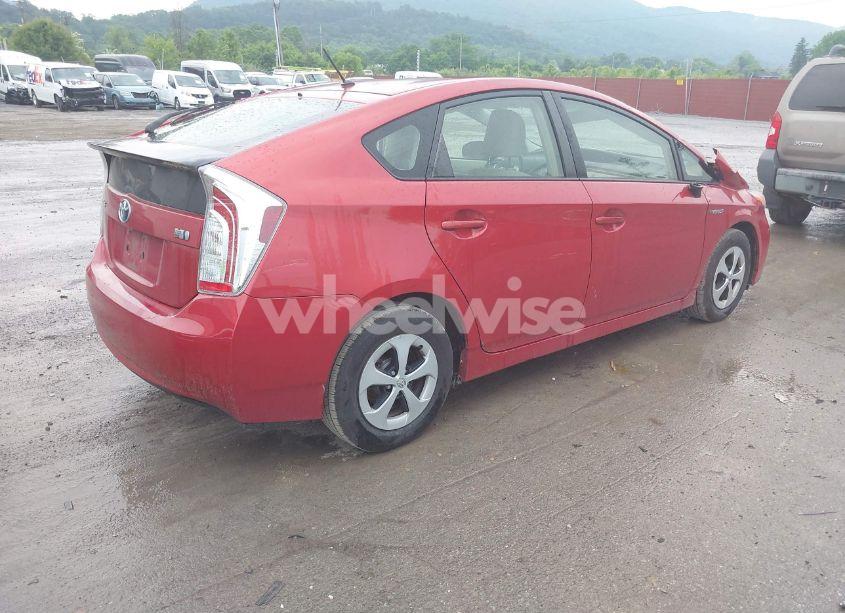 Photo 4 of 2014 Toyota Prius (VIN JTDKN3DU2E1772509)