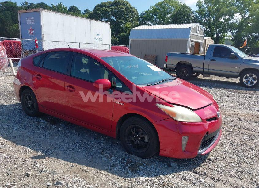 2014 Toyota Prius TWO (VIN JTDKN3DU2E1774423) main photo