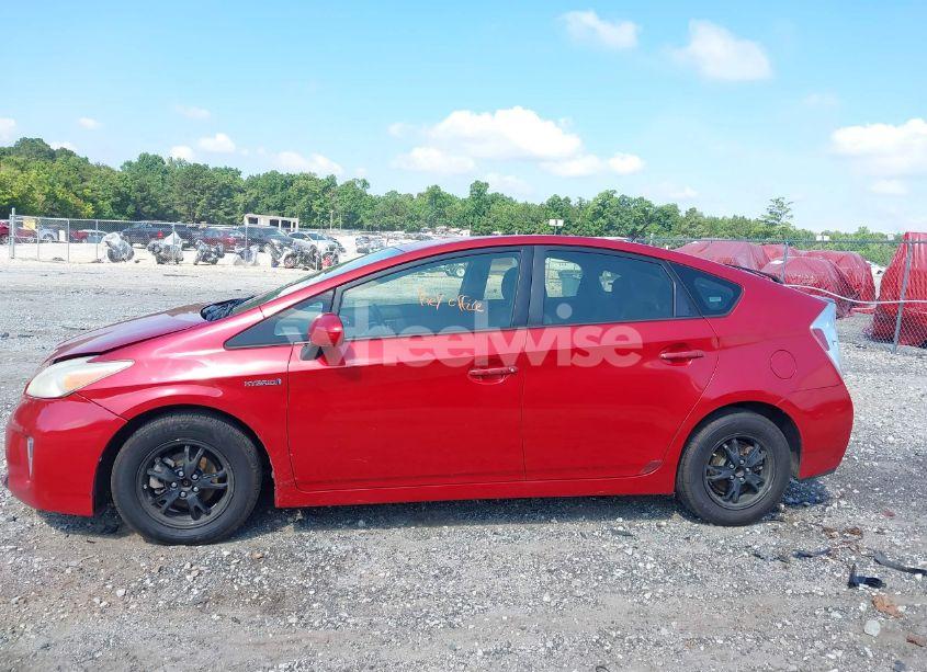 Photo 14 of 2014 Toyota Prius TWO (VIN JTDKN3DU2E1774423)