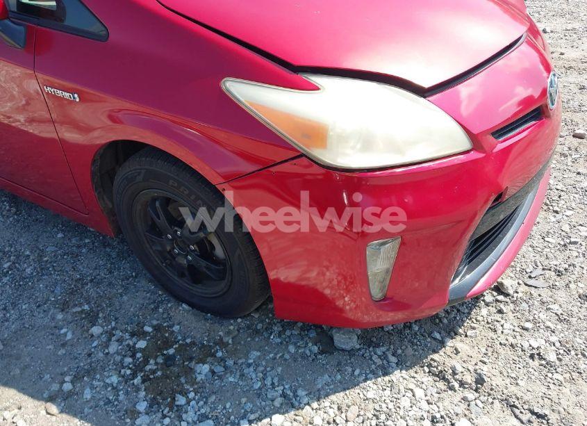 Photo 17 of 2014 Toyota Prius TWO (VIN JTDKN3DU2E1774423)