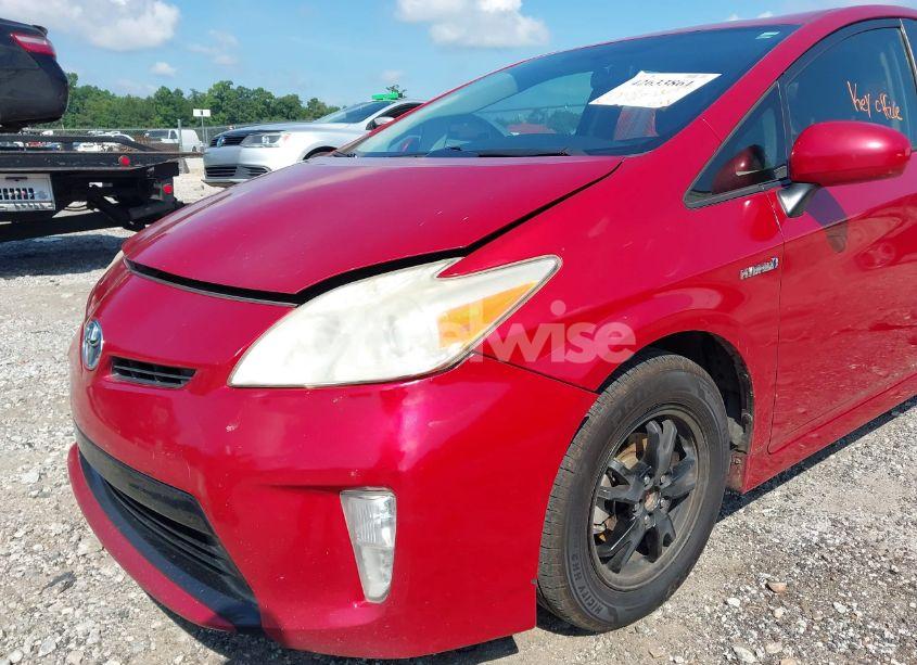 Photo 18 of 2014 Toyota Prius TWO (VIN JTDKN3DU2E1774423)