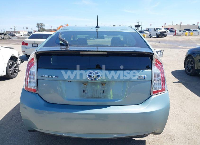 Photo 16 of 2014 Toyota Prius FOUR (VIN JTDKN3DU2E1841005)