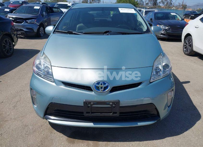 Photo 6 of 2014 Toyota Prius FOUR (VIN JTDKN3DU2E1841005)