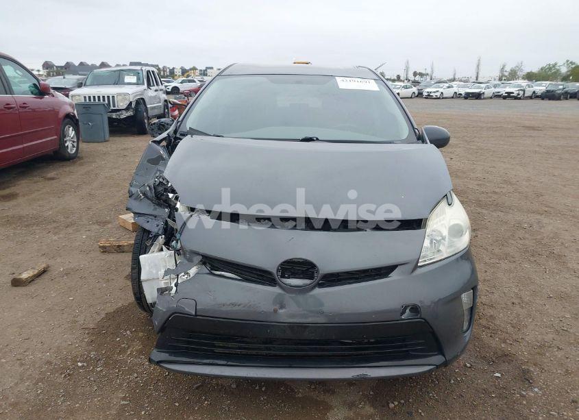 Photo 12 of 2015 Toyota Prius TWO (VIN JTDKN3DU2F0423129)