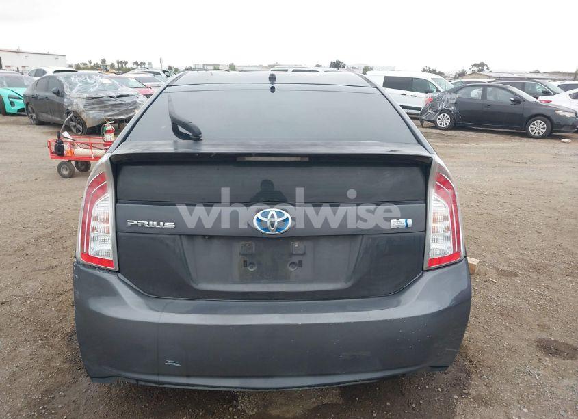 Photo 16 of 2015 Toyota Prius TWO (VIN JTDKN3DU2F0423129)