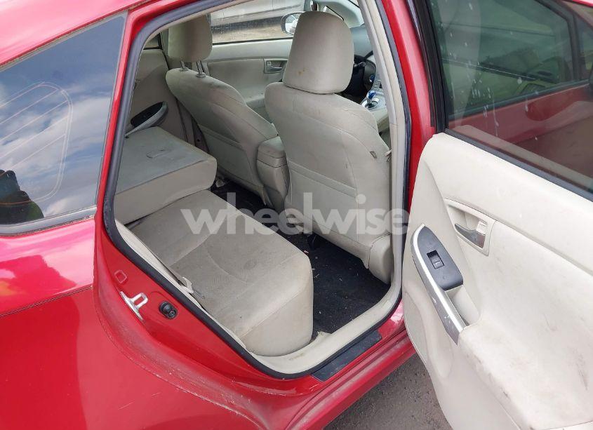 Photo 8 of 2015 Toyota Prius TWO (VIN JTDKN3DU2F0482052)