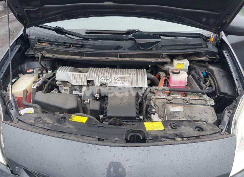 Photo 10 of 2015 Toyota Prius TWO (VIN JTDKN3DU2F1873521)