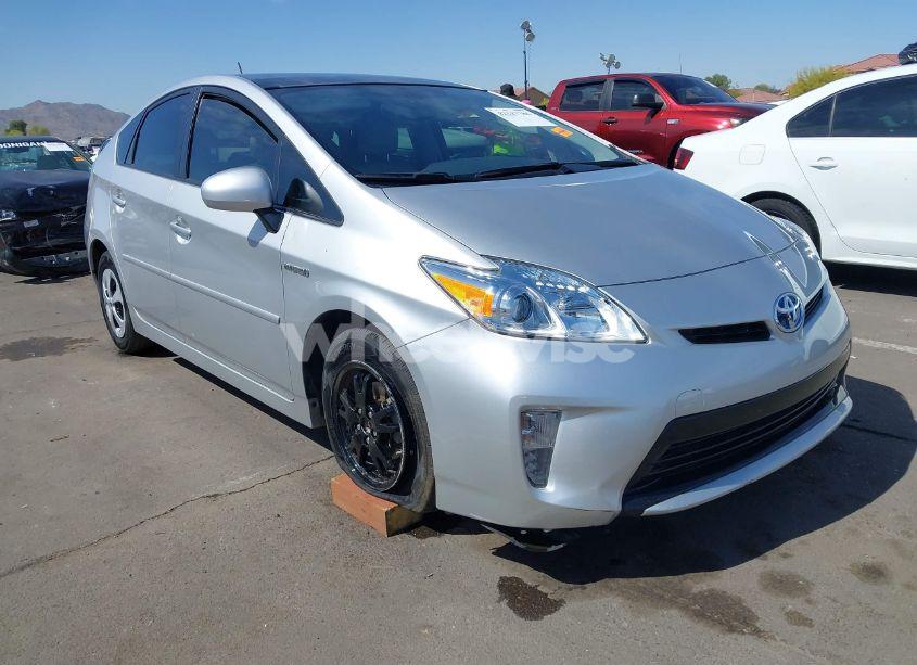 2015 Toyota Prius FOUR (VIN JTDKN3DU2F1899374) main photo