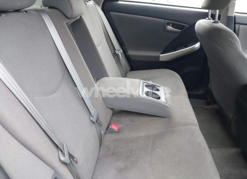 Photo 8 of 2015 Toyota Prius FIVE/FOUR/PERSONA SERIES SPECIAL EDITION/THREE/TWO (VIN JTDKN3DU2F1935497)