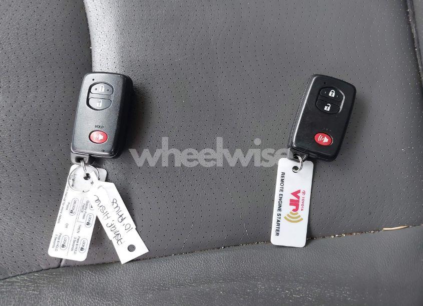 Photo 11 of 2010 Toyota Prius IV (VIN JTDKN3DU3A0007731)