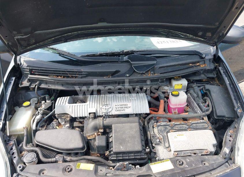 Photo 10 of 2010 Toyota Prius III (VIN JTDKN3DU3A0012492)