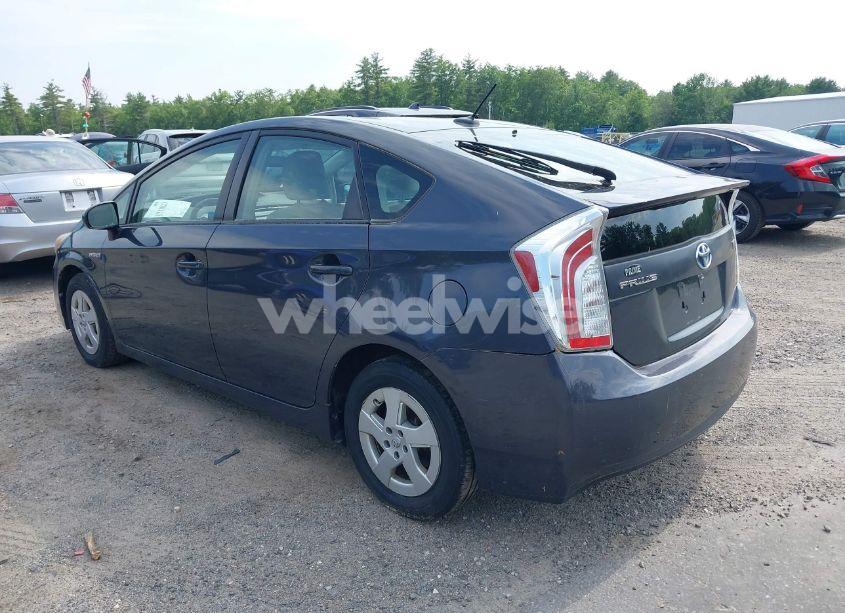 Photo 3 of 2010 Toyota Prius III (VIN JTDKN3DU3A0012492)