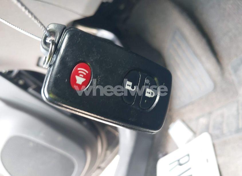 Photo 11 of 2010 Toyota Prius II (VIN JTDKN3DU3A0053396)