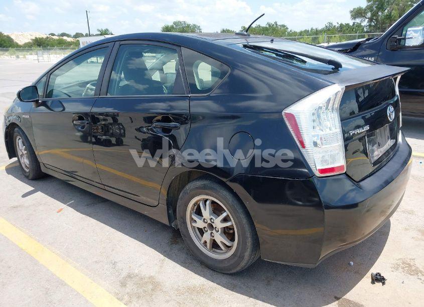 Photo 3 of 2010 Toyota Prius II (VIN JTDKN3DU3A0053396)