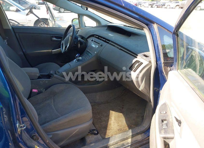 Photo 5 of 2010 Toyota Prius II (VIN JTDKN3DU3A0109854)