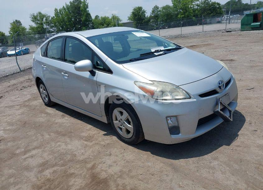 2010 Toyota Prius II (VIN JTDKN3DU3A0150484) main photo