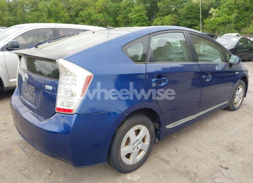 Photo 4 of 2010 Toyota Prius II (VIN JTDKN3DU3A0225295)