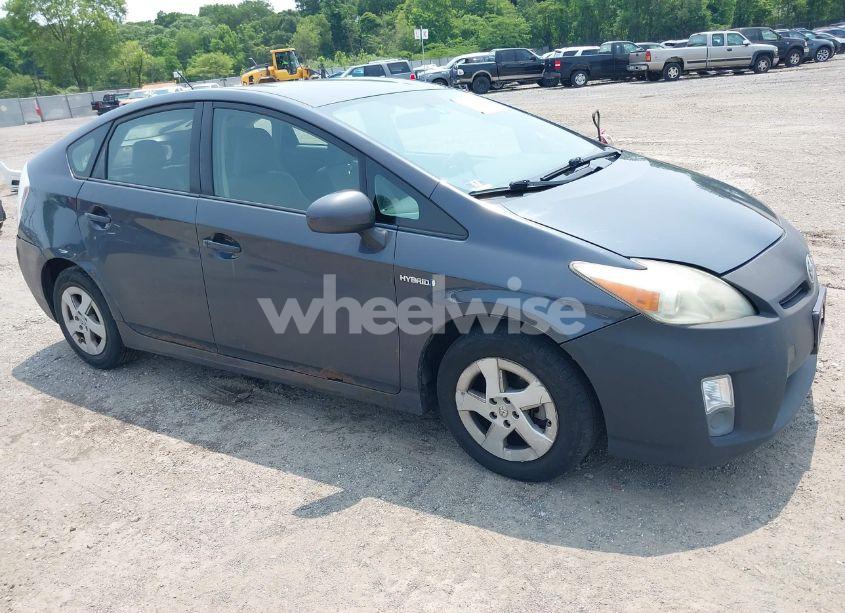 2010 Toyota Prius II (VIN JTDKN3DU3A1012373) main photo
