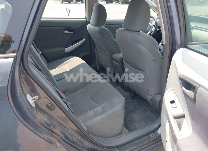 Photo 8 of 2010 Toyota Prius II (VIN JTDKN3DU3A1012373)