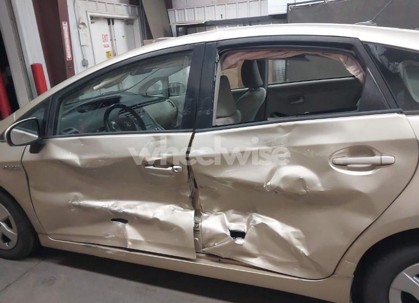 Photo 14 of 2010 Toyota Prius II (VIN JTDKN3DU3A1018061)