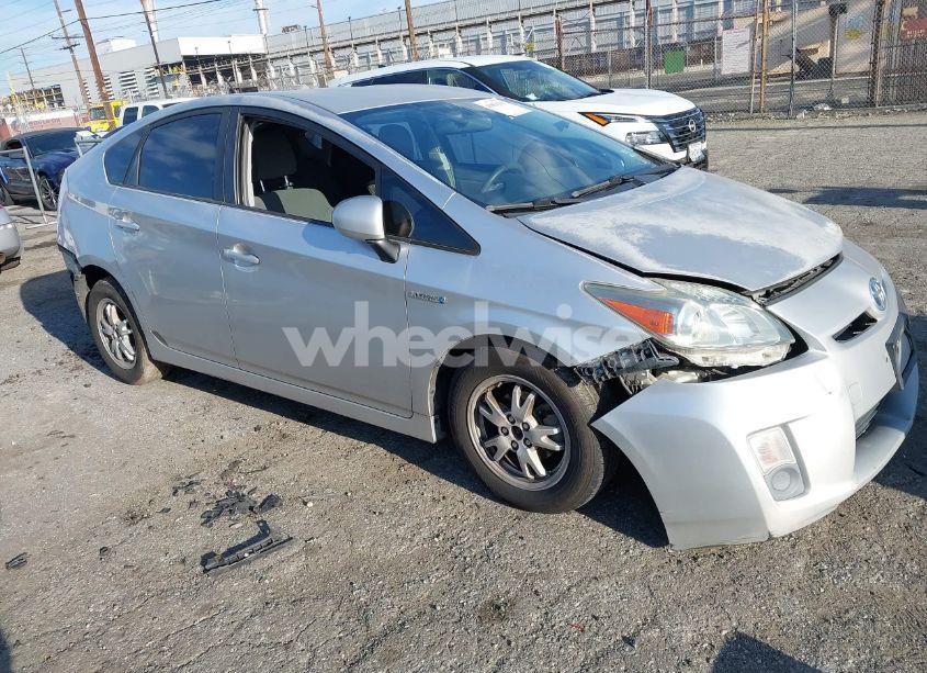 2010 Toyota Prius II (VIN JTDKN3DU3A1231186) main photo