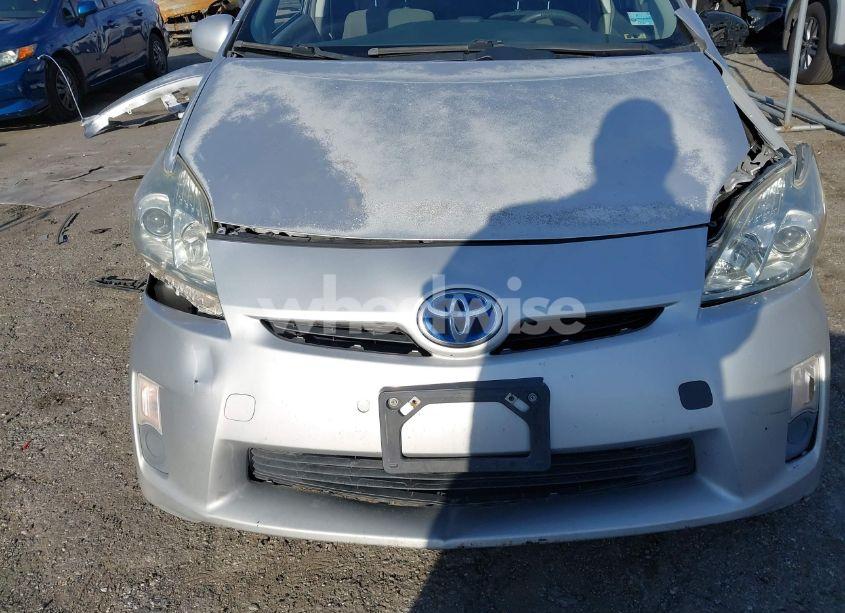 Photo 6 of 2010 Toyota Prius II (VIN JTDKN3DU3A1231186)