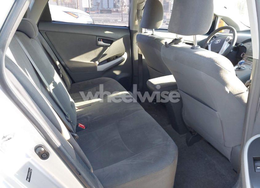 Photo 8 of 2010 Toyota Prius II (VIN JTDKN3DU3A1231186)