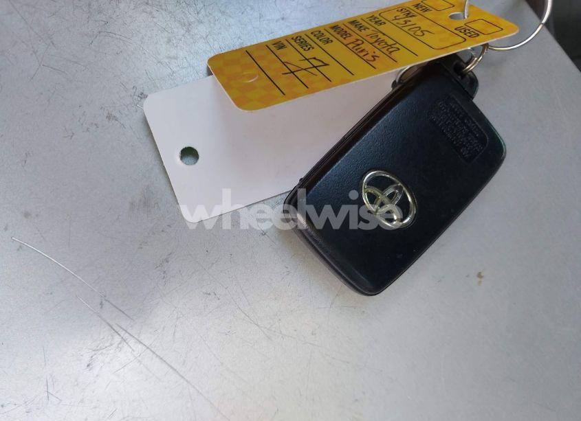 Photo 11 of 2011 Toyota Prius THREE (VIN JTDKN3DU3B0251106)