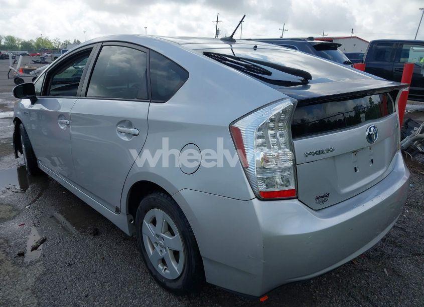 Photo 3 of 2011 Toyota Prius THREE (VIN JTDKN3DU3B0251106)