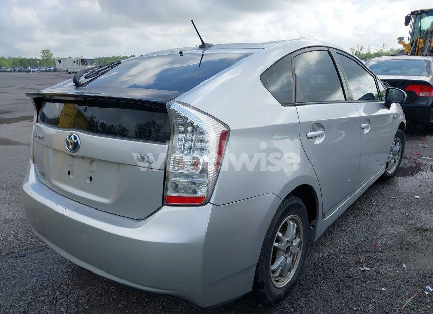 Photo 4 of 2011 Toyota Prius THREE (VIN JTDKN3DU3B0251106)