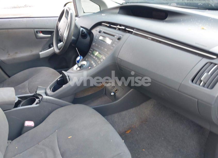 Photo 5 of 2011 Toyota Prius THREE (VIN JTDKN3DU3B0251106)