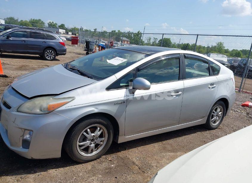 Photo 14 of 2011 Toyota Prius FOUR (VIN JTDKN3DU3B0294960)