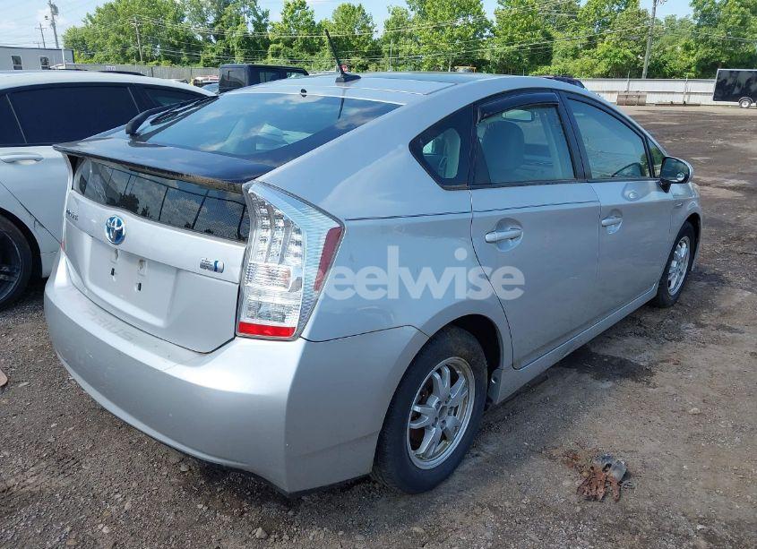 Photo 4 of 2011 Toyota Prius FOUR (VIN JTDKN3DU3B0294960)