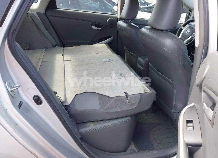 Photo 8 of 2011 Toyota Prius FOUR (VIN JTDKN3DU3B0294960)