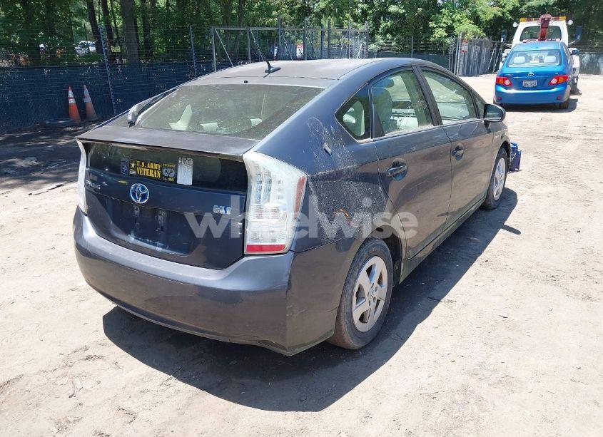 Photo 4 of 2011 Toyota Prius FOUR (VIN JTDKN3DU3B1443653)