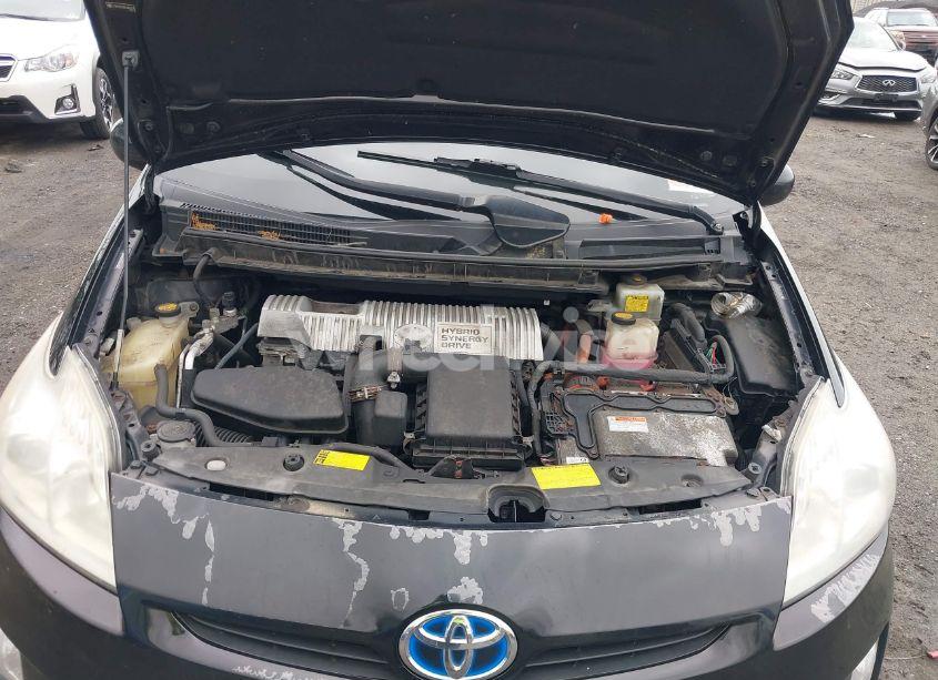 Photo 10 of 2011 Toyota Prius TWO (VIN JTDKN3DU3B1446424)