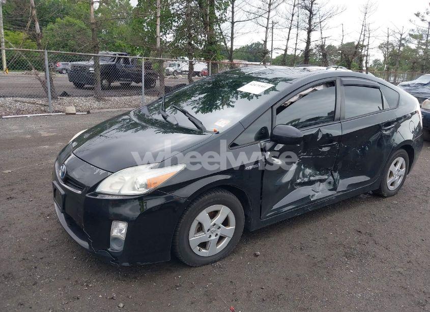 Photo 2 of 2011 Toyota Prius TWO (VIN JTDKN3DU3B1446424)