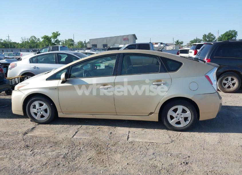 Photo 14 of 2011 Toyota Prius TWO (VIN JTDKN3DU3B1476538)