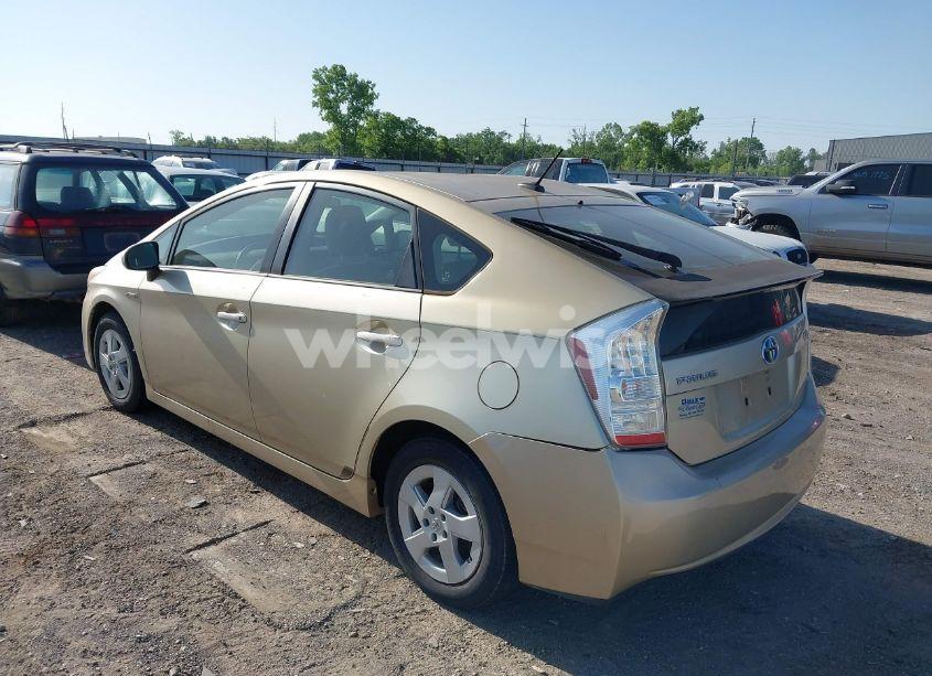 Photo 3 of 2011 Toyota Prius TWO (VIN JTDKN3DU3B1476538)