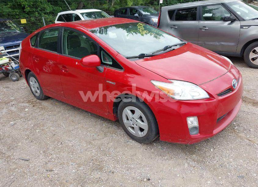 2011 Toyota Prius TWO (VIN JTDKN3DU3B5358692) main photo
