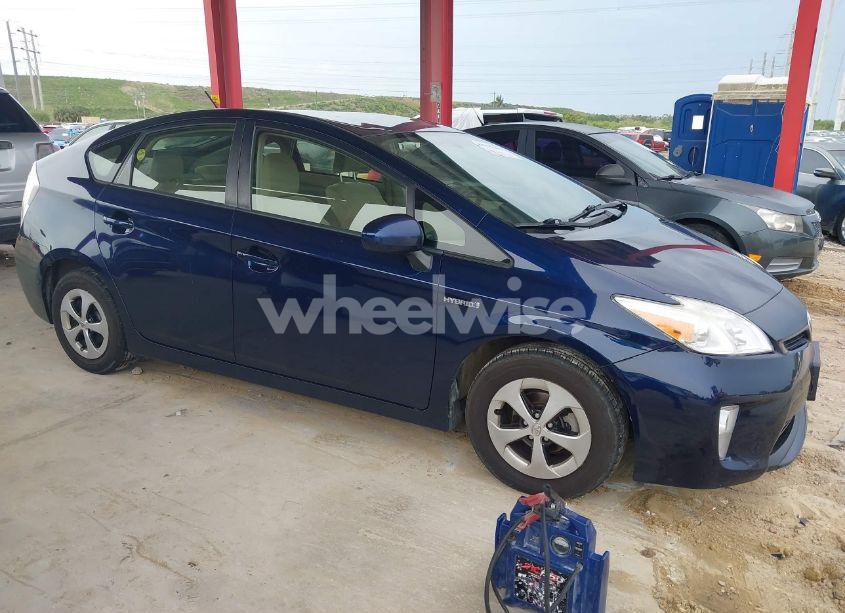 Photo 13 of 2012 Toyota Prius TWO (VIN JTDKN3DU3C0335122)