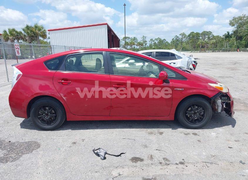 Photo 13 of 2012 Toyota Prius THREE (VIN JTDKN3DU3C1583462)