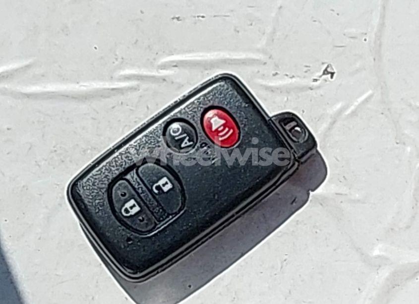 Photo 11 of 2012 Toyota Prius THREE (VIN JTDKN3DU3C5438463)