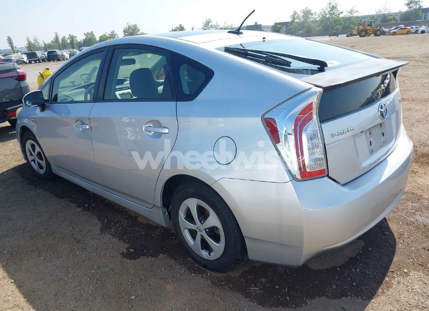 Photo 3 of 2012 Toyota Prius THREE (VIN JTDKN3DU3C5438463)